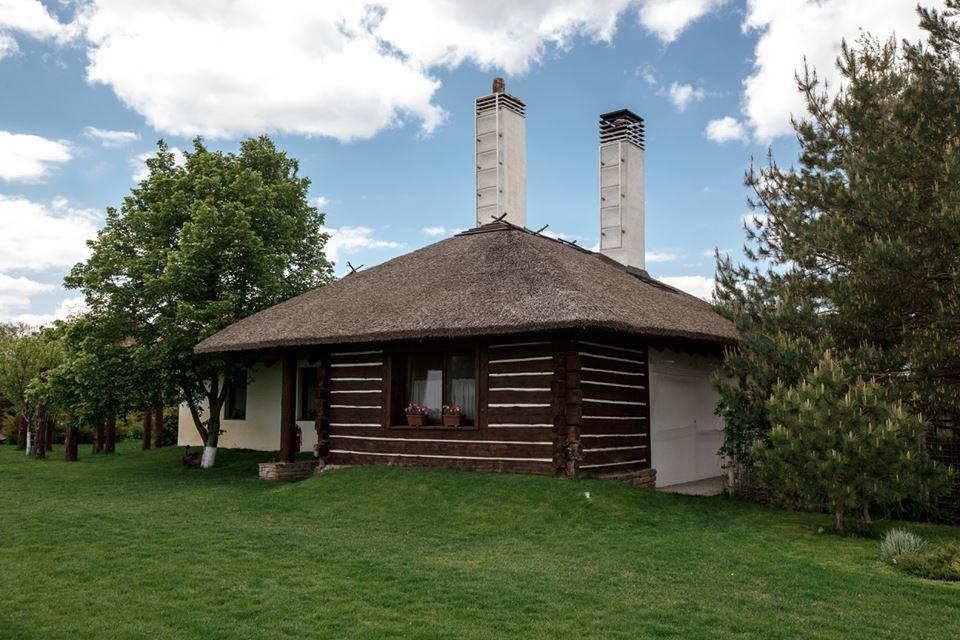 Gosteria Hata Podoprygora Obukhivka Экстерьер фото